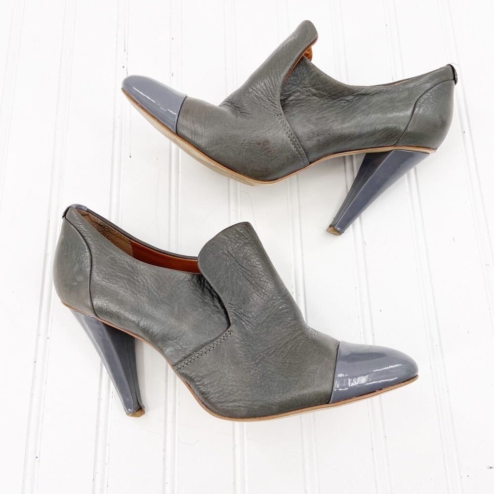 Calvin Klein Womens Chrissie Ankle Boots Booties Gray‎ Cone Heel Cap Toe 9 M